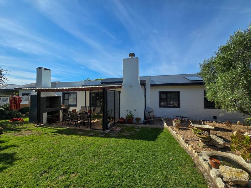 3 Bedroom Property for Sale in Stilbaai Wes Western Cape